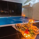 La Vela Luxury *