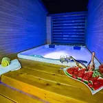 La Vela Luxury * טרוגיר