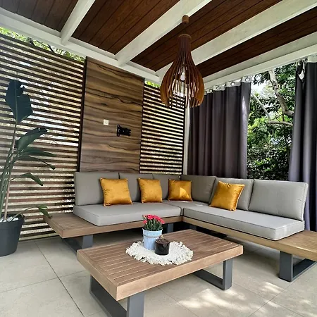 La Vela Luxury * 特罗吉尔