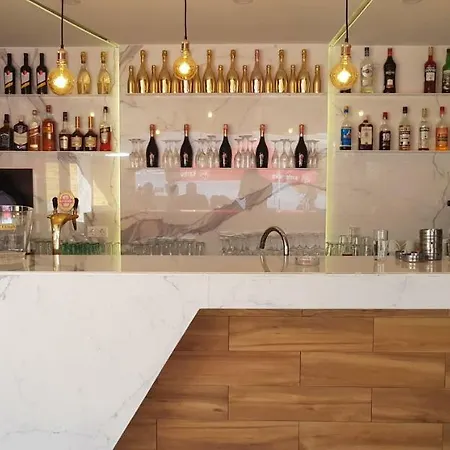 La Vela Luxury 公寓 *