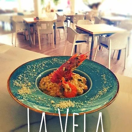 Апартаменты La Vela Luxury *