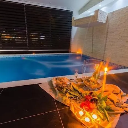 La Vela Luxury *