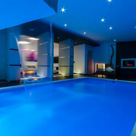 La Vela Luxury