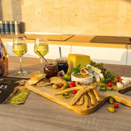 La Vela Luxury Апартаменты *